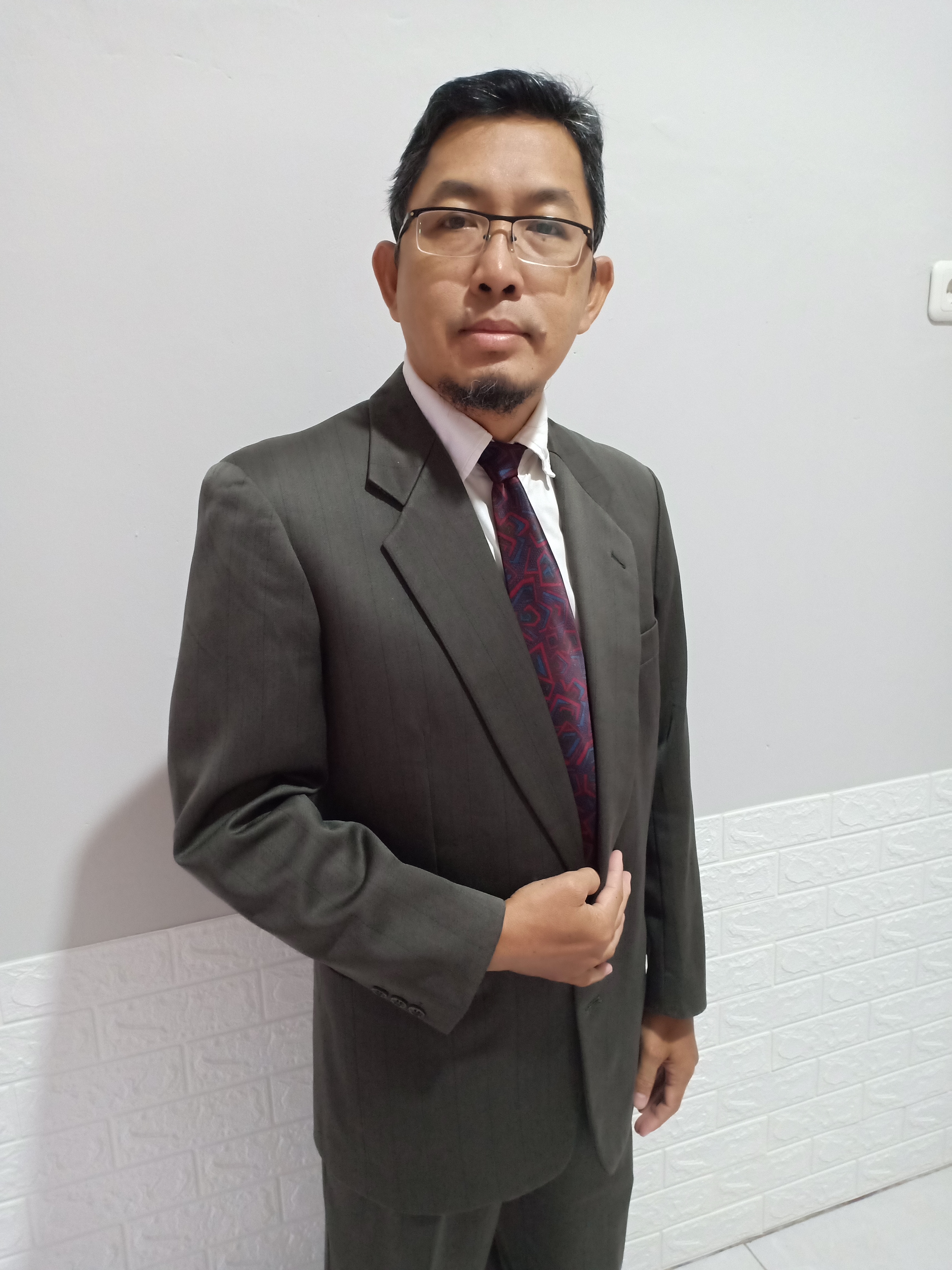 https://web.pakki.org/storage/anggota/bageur-210228042142.jpeg