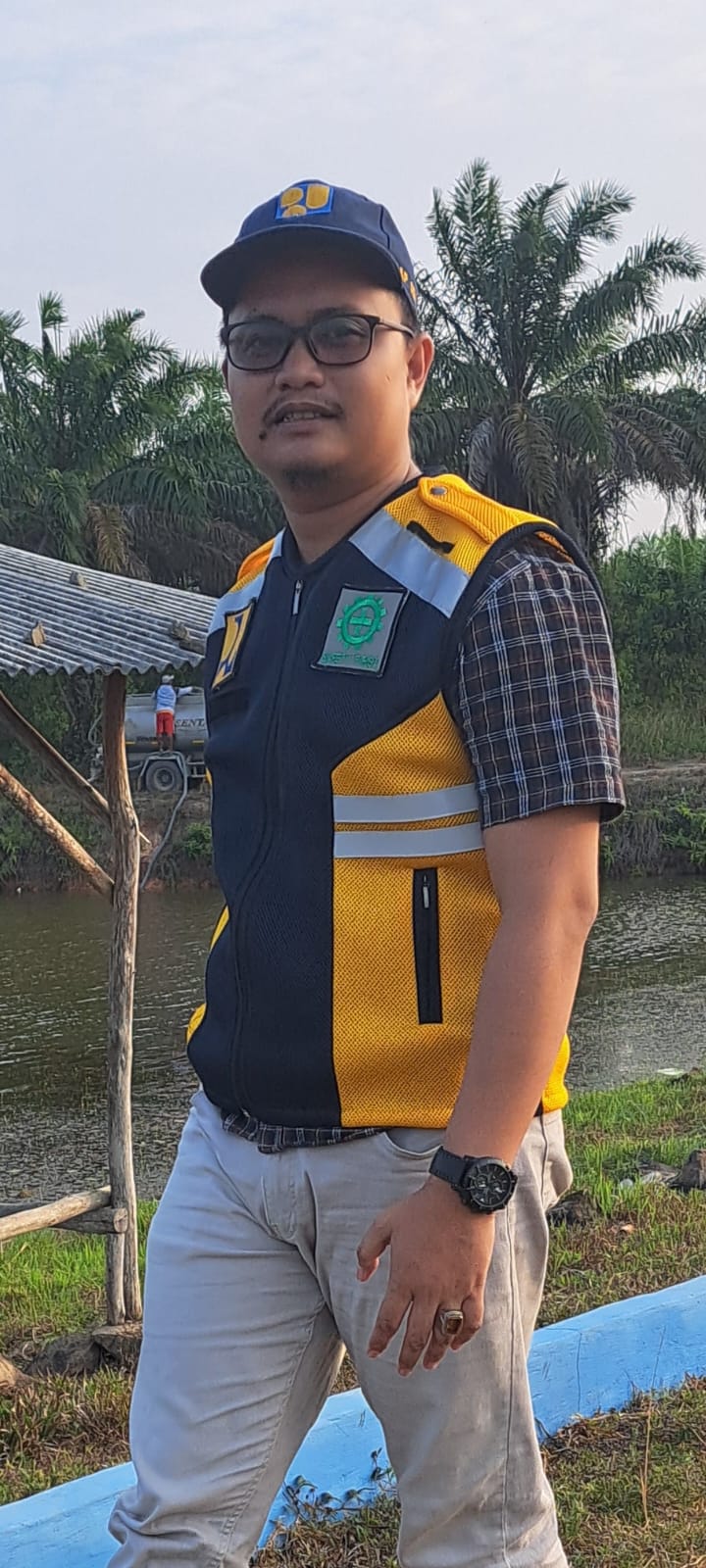 https://web.pakki.org/storage/anggota/bageur-240517091339.jpeg